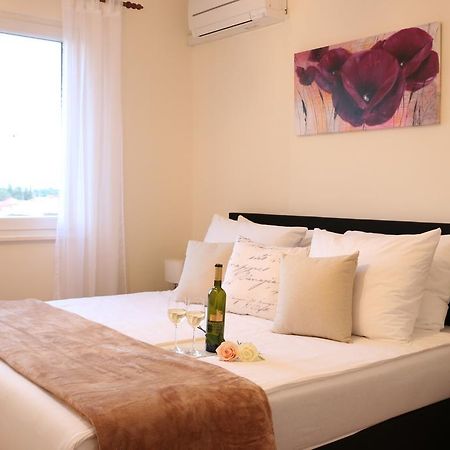 Ferienwohnung Blue Rose Trogir Exterior foto